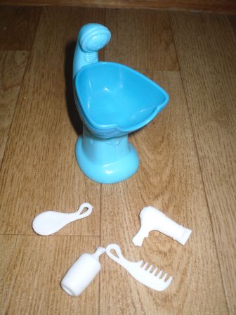 kappers-wastafel met toebehoren