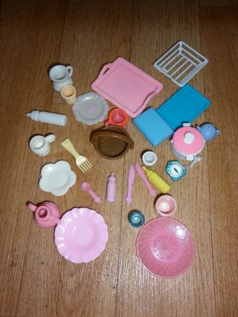 servies voor mini bb/barbie