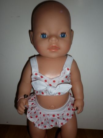 bikini wit/rood gestippeld 40-43 cm