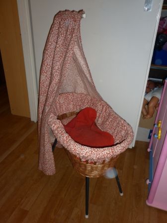 rieten poppen bedje met hemel