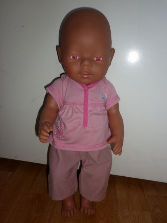 oudroze broek met shirtje 43 cm