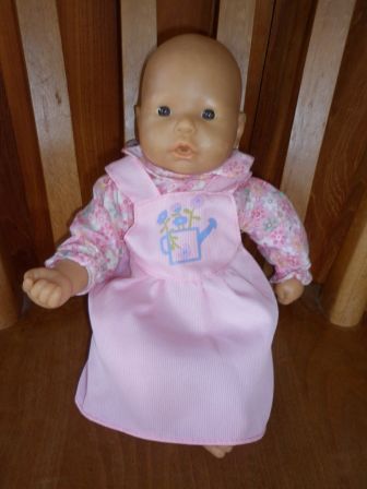 jurk met gieter en gebloemd bloesje 36 cm