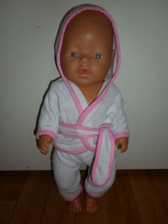 witte badjas met broek 40-43 cm