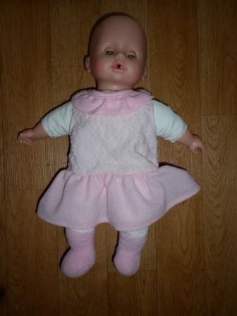 popje met slaapoogjes 32 cm