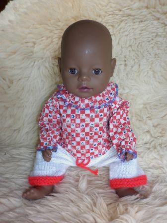 gebreide broek met bloesje in rood/wit 43 cm