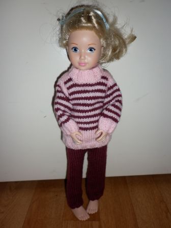 wijnrode broek met gestreepte trui 38 cm