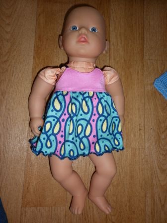 kort zomerjurkje 30-32 cm