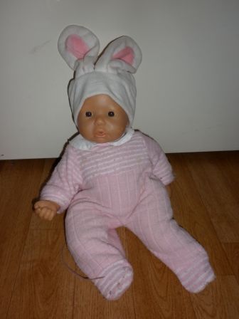 roze boxpak met konijnenmuts 36 cm