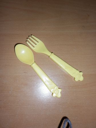 geel besteksetje 'barbie'