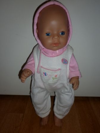 capuchonshirt met tuinbroek 43 cm