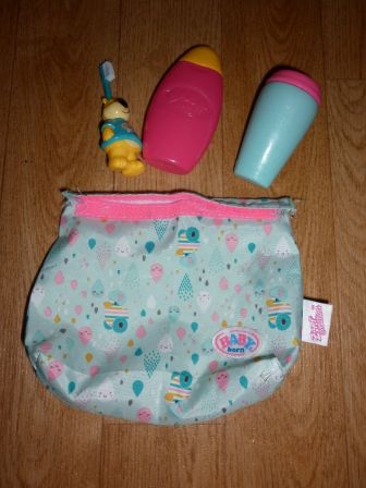 toilettasje met inhoud