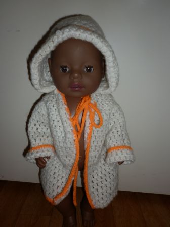 creme jasje met oranje bies 43-46 cm