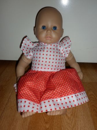 rood/wit/stippen jurkje 36 cm