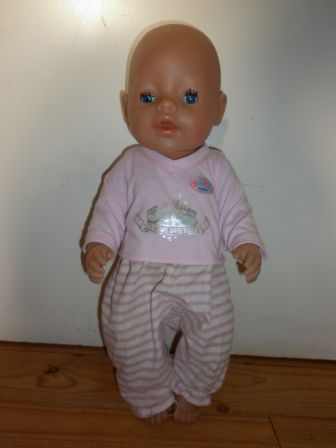 gestreepte broek met roze shirt 43 cm