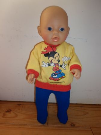 mini mouse trui met blauwe maillot 32 cm