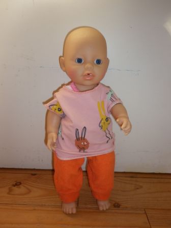 pyjama met grappige figuurtjes 32 cm