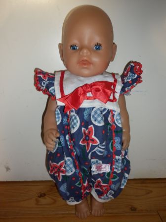 boxpak met kraag en strik 43 cm