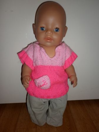 grijze broek met roze shirt 43-46 cm