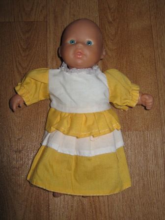 jurkje wit/geel 20 cm