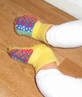 slofjes, geel met print 7 cm