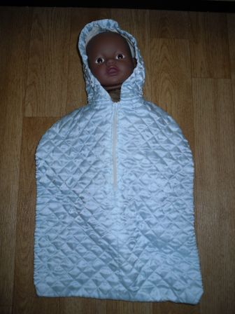 blauw slaapzak met muts 30-40 cm