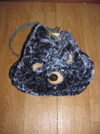 grijs poppenrugzakje