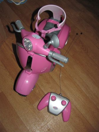 Baby born scooter met afstandsbediening