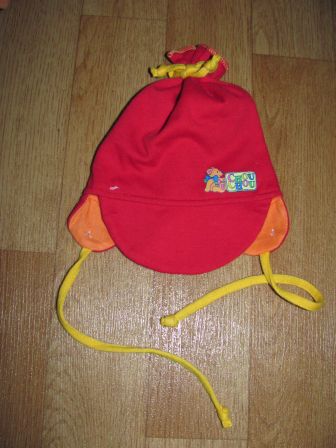 rood petje voor chou chou 48 cm