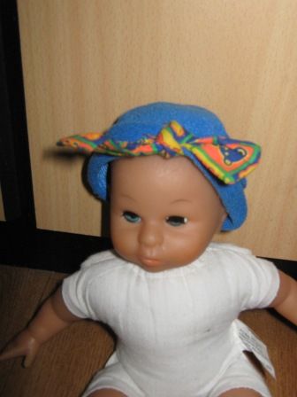 blauw mutsje 27-30 cm