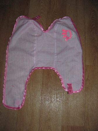 geruit dekje voor het grote baby born paard