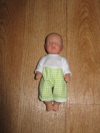 wit/groen/ruit pakje 11 cm mini baby born