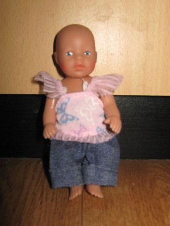 spijkerbroekje met roze hemdje 11 cm