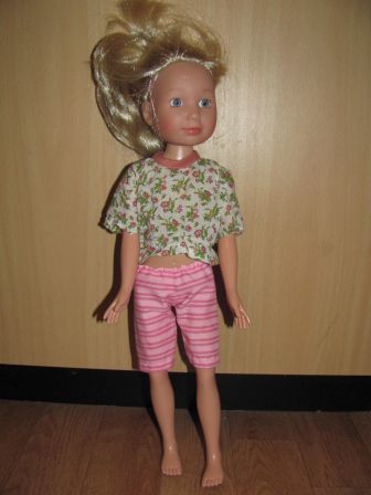 roze korte broek met bloesje 42 cm Tween