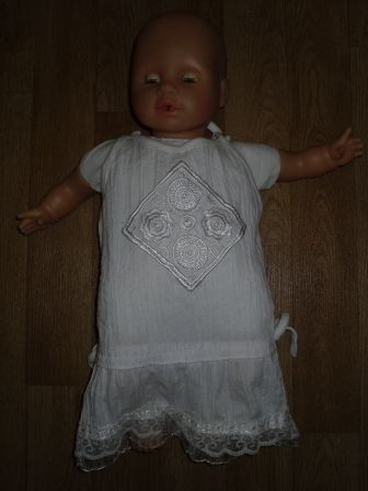 lange witte jurk 48-50 cm