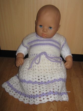 gebreide jurk en lila/wit 48-50 cm