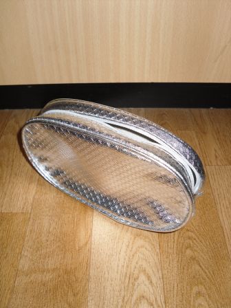 zilveren toilettasje