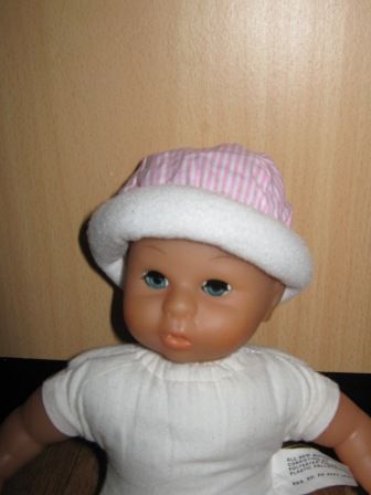 gestreept mutsje met wit randje 27 cm