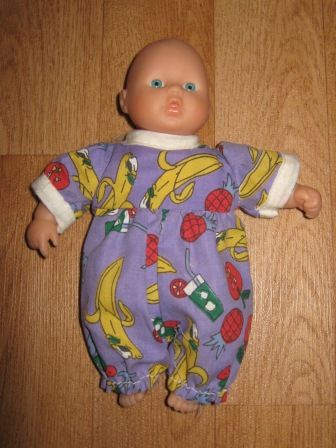 paars boxpakje met fruit 20 cm