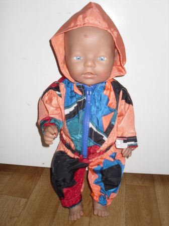 trainingspak 43 cm, nieuw!