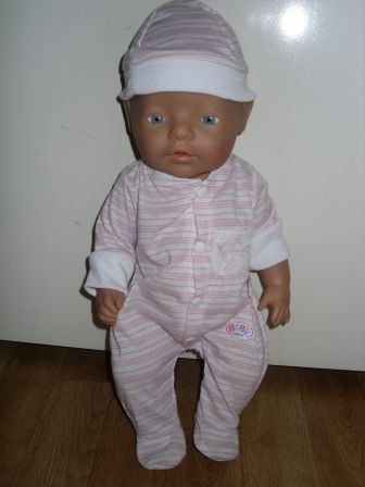 gestreept boxpak met mutsje 43 cm