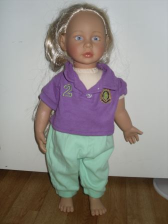 paarse polo met groene broek 48-50 cm